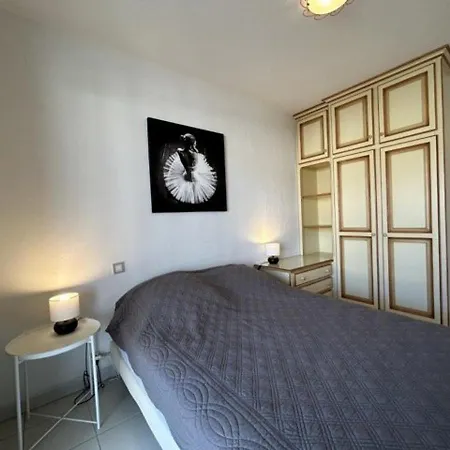 Appartement T2 A 50m De La Avec Balcon, Climatisation Et Parking - 5 Couchages - Fr-1-226-507 *