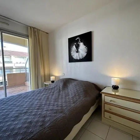 Appartement T2 A 50m De La Avec Balcon, Climatisation Et Parking - 5 Couchages - Fr-1-226-507 Sainte-Maxime